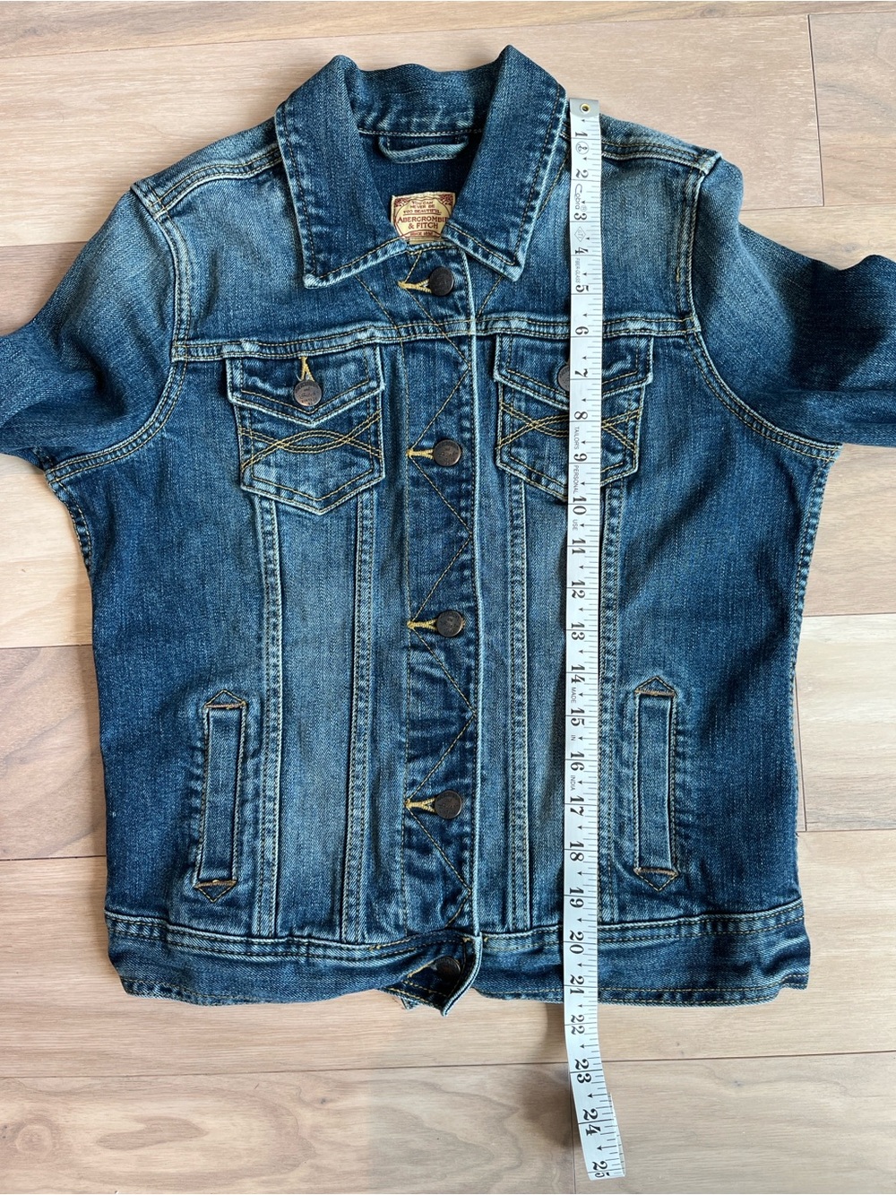 Y2K Abercrombie Classic Denim Trucker Jacket Size M - Picture 7 of 9